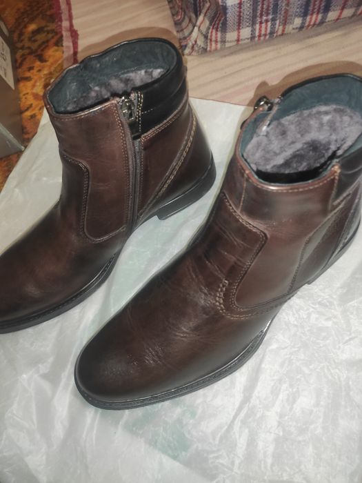 Продам мужскую модельную зимнюю обувь