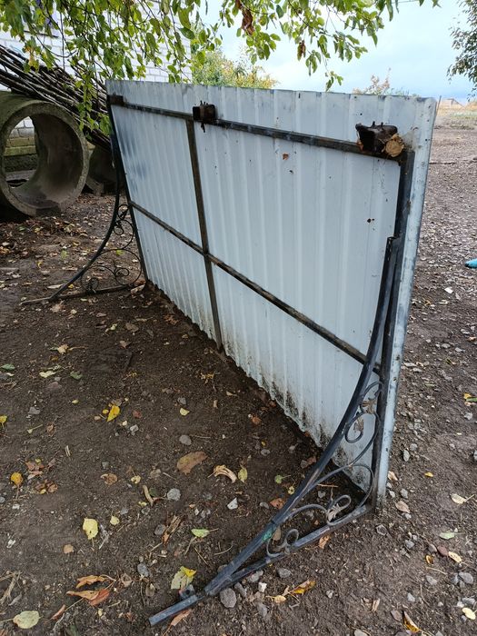 Козирьок, Навіс,Крильце для дому чи магазину
