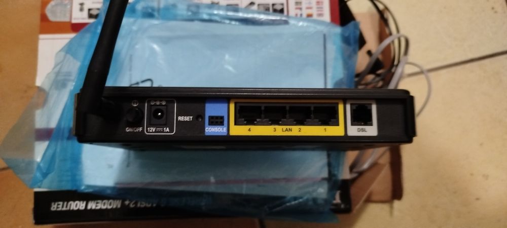 Router/modem d-link DSL 2640B