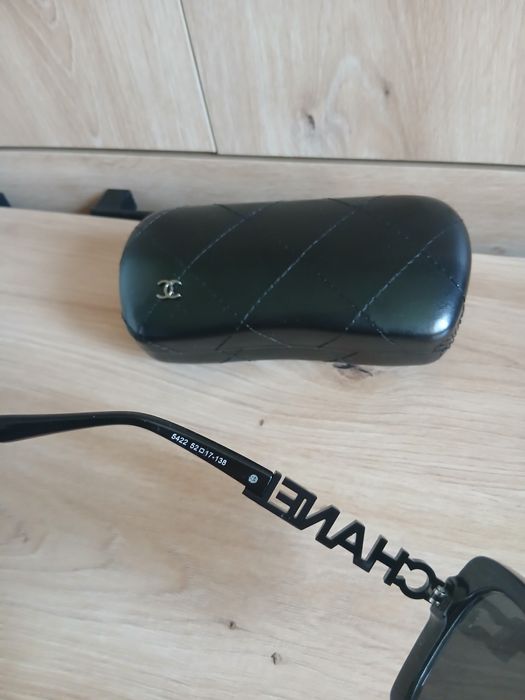 Okulary przeciwsłoneczne Chanel