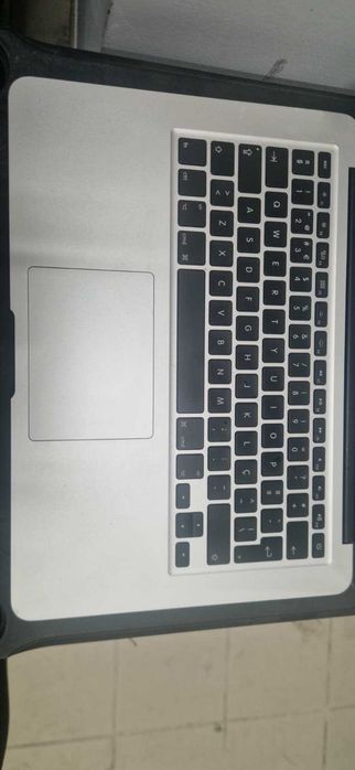 MacBook Air 13" 2014 | 8GB RAM | 256GB SSD | Negociavel