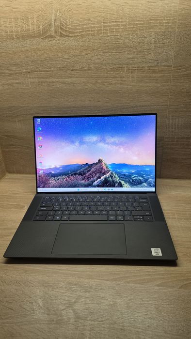 Laptop Dell Precision i7-10875H 16GB DDR4 512GB SSD M.2 NVIDIA Quadro T2000 4GB Win11Pro Gwarancja
