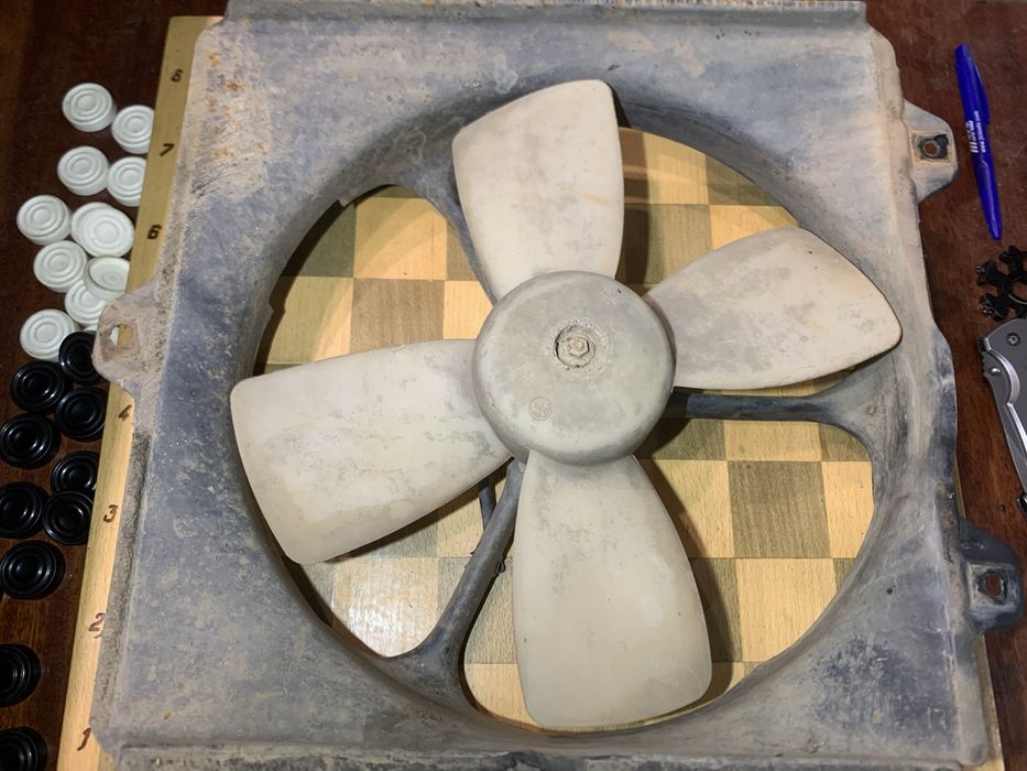 Вентилятор охлаждения toyota carina 2 1990