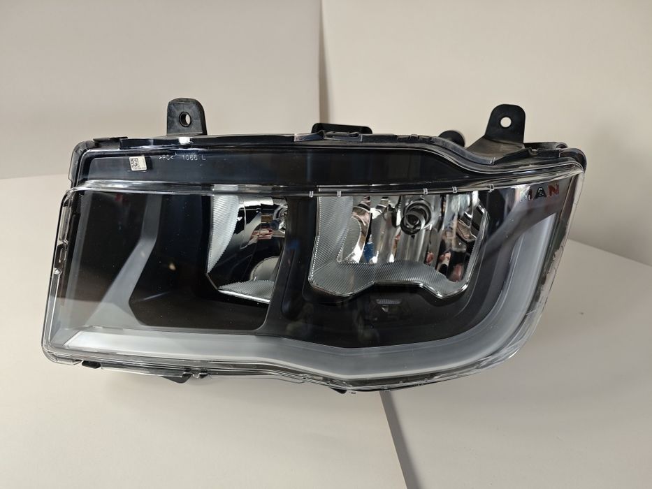 Lampa/reflektor MAN TGX nowy model