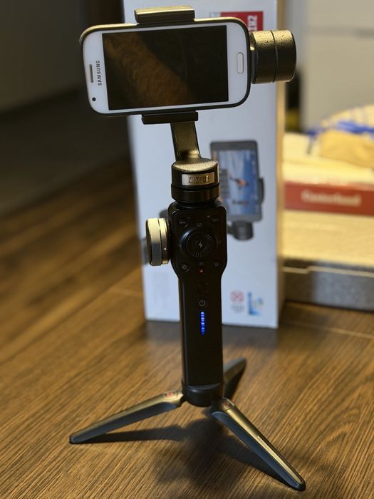 Gimbal Zhiyun Smooth 4