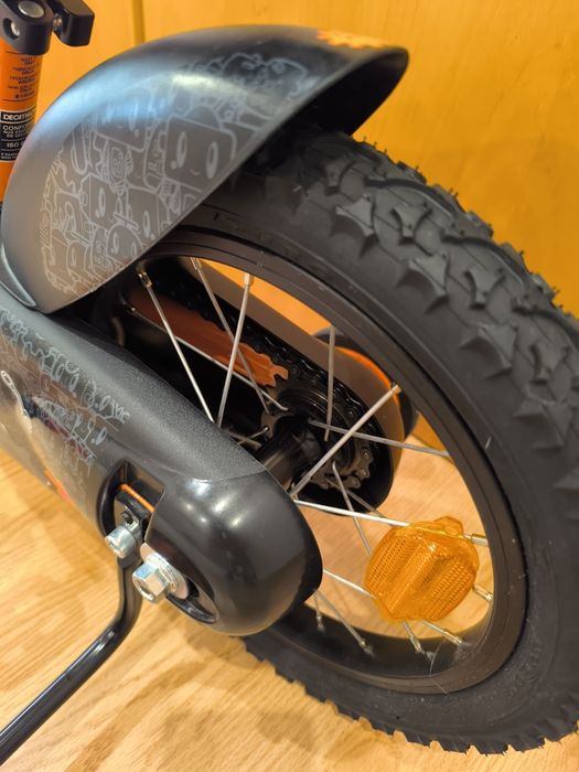 Vendo bicicleta btwin em muito bom estado, pouco uso