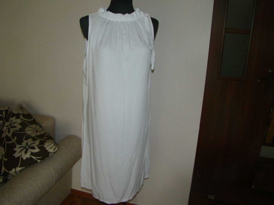 sukienka damska biała