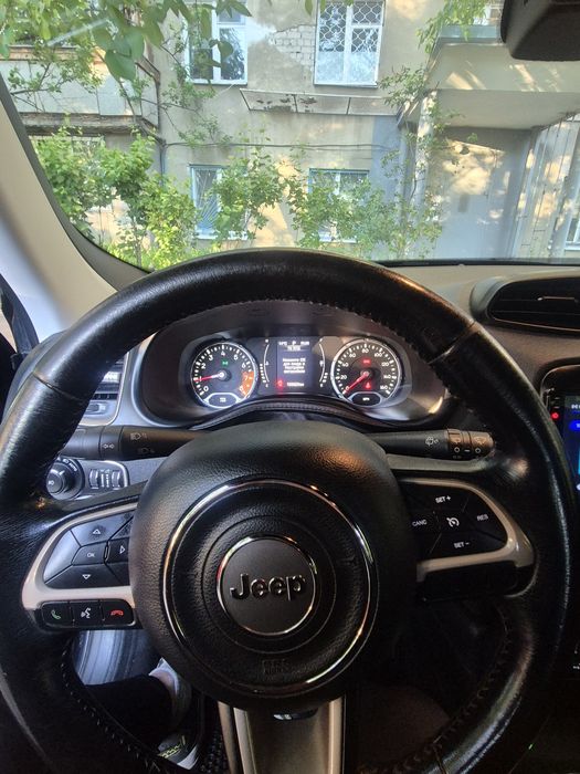 Продам Jeep renegade