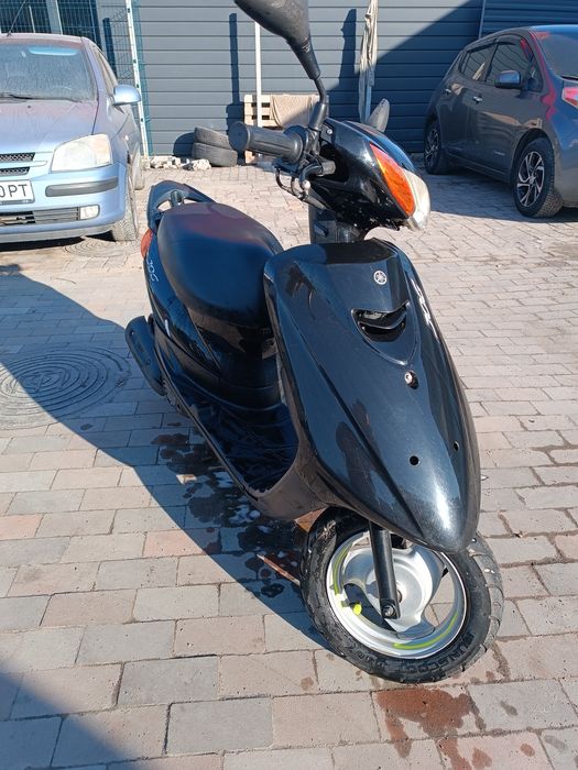 Продам скутер Yamaha Jog
