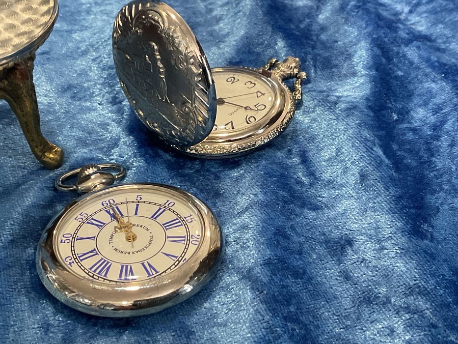 RELOGIOS de bolso coleção quartz a trabalhar