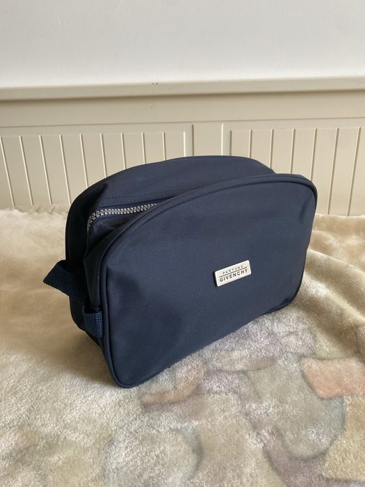 Givenchy Toiletry Bag64584214317443120