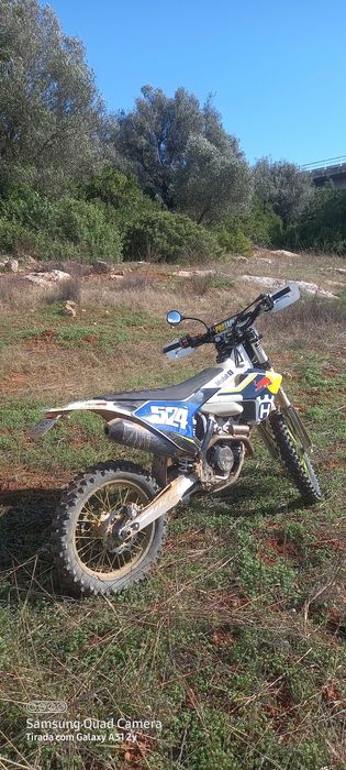 Husqvarna 250 vendo/troco