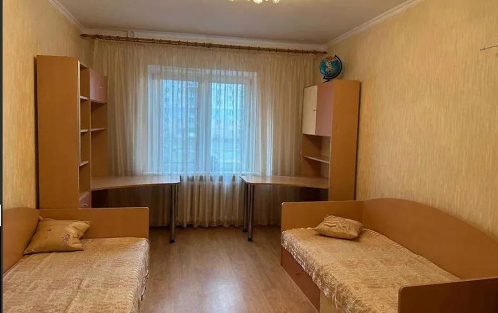 Продам 2-кімн. квартиру, вул. Драгоманова, Дарницький р-н DT