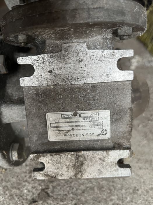 Podajnik ślimakowy do pieca