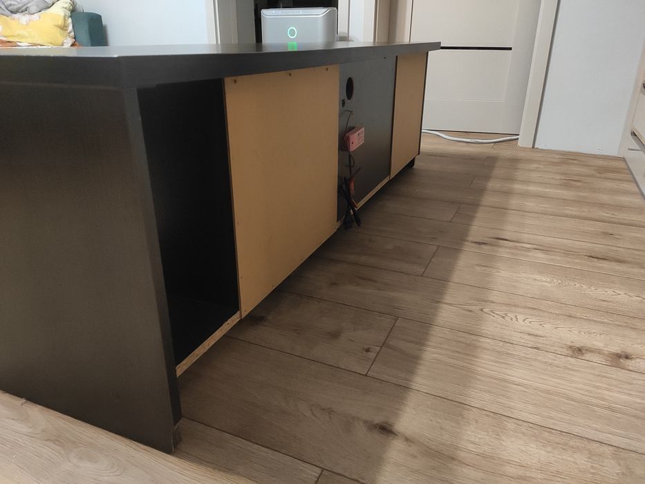 Szafka  RTV  z szufladami