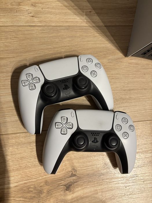 PlayStation 5 (PS5)