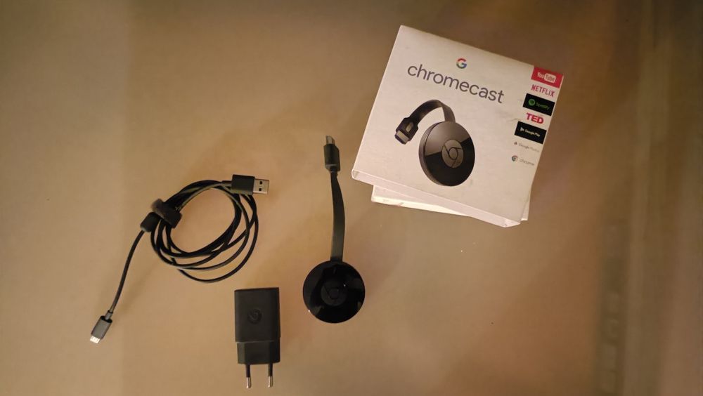 V SelecLine 32" + Chromecast — prontos a usar64740895896451122