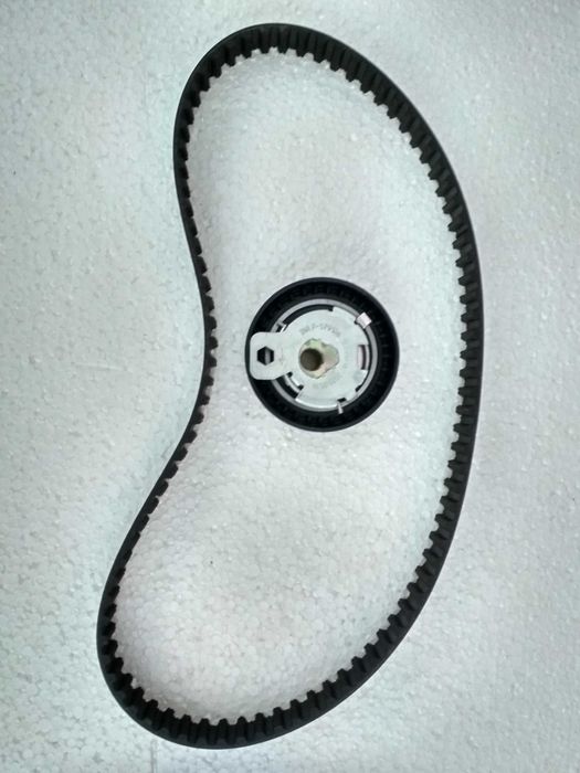 новий ланцюг ГРМ