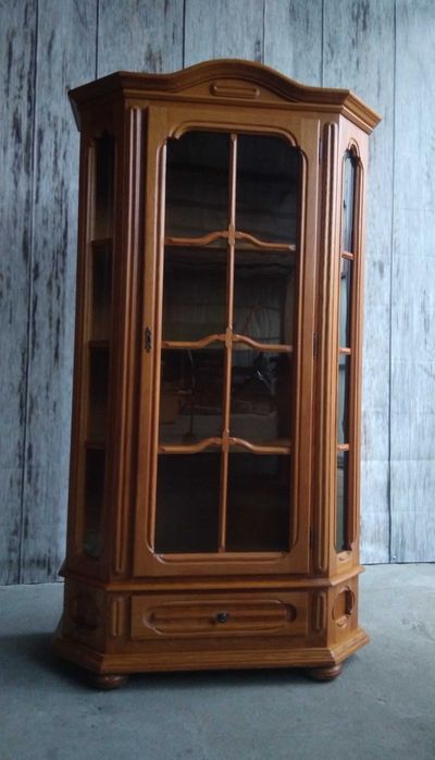 biblioteczka - witryna / 171