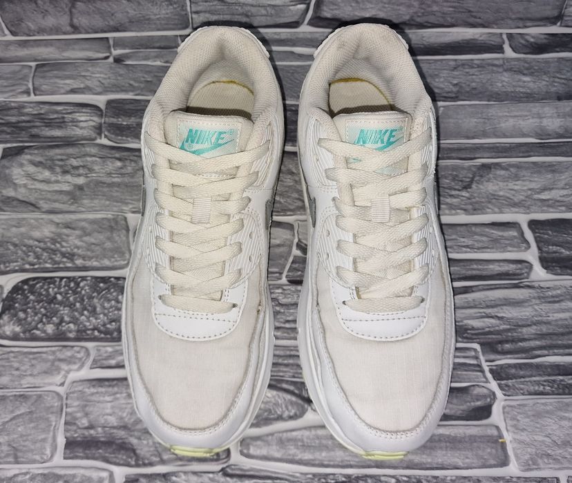 Кроссовки Nike Air Max 90 (38.5р.)