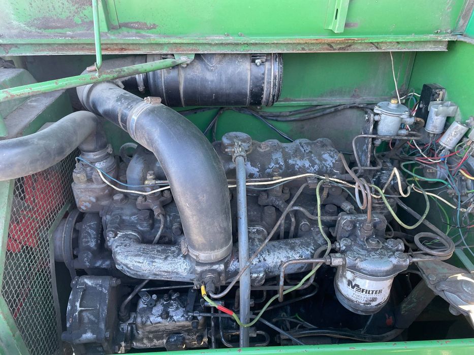 Продам комбайн Volvo - 800