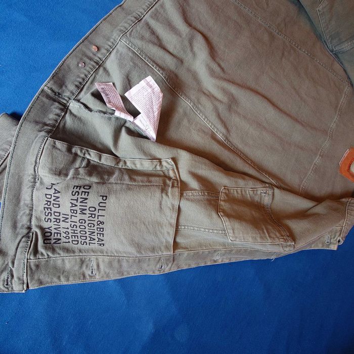 Pull & bear r. L / oliwkowa katana
