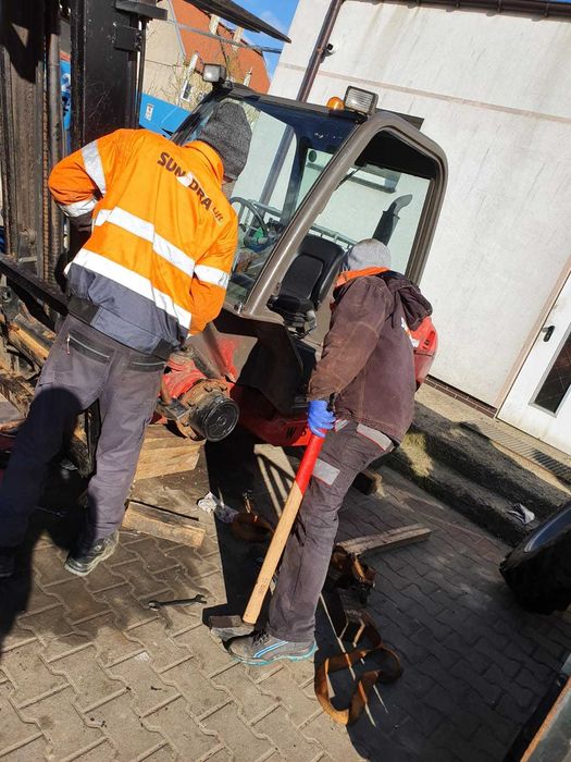 Serwis maszyn podnośników wózków ładowarek diagnostyka