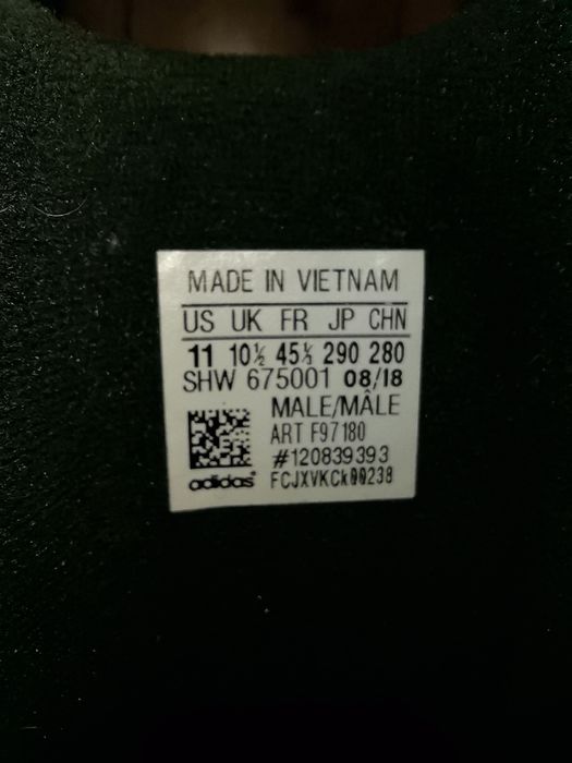 Vendo Adidas Yung-96