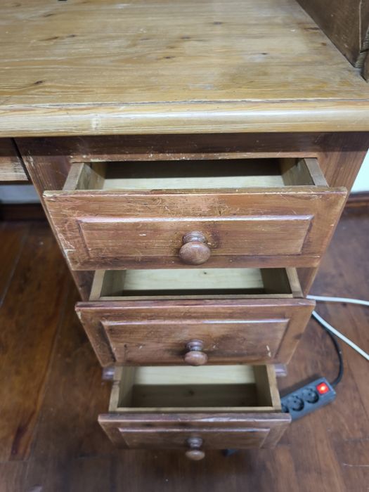 Secretaria pinho maciço