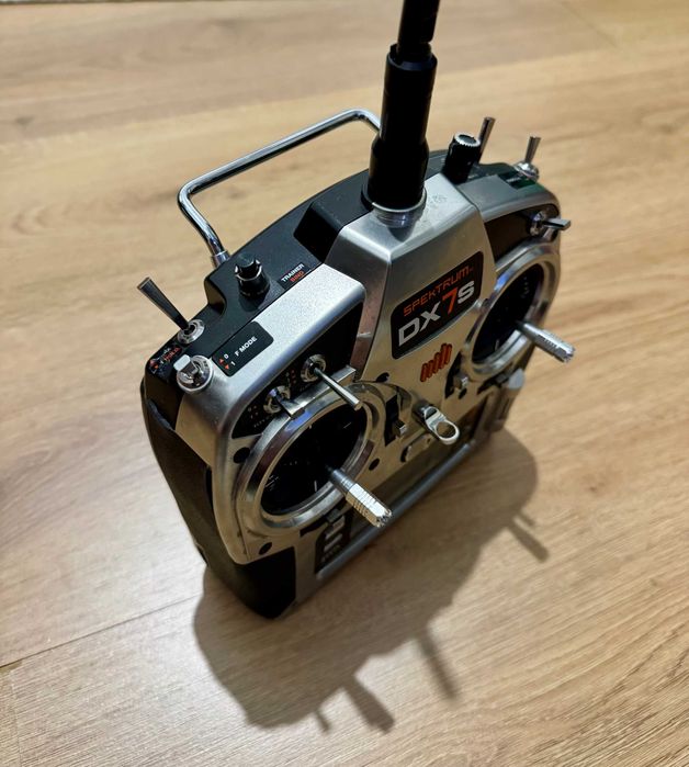 Aparatura Spektrum DX7S DSMX – bardzo dobry stan RC FPV