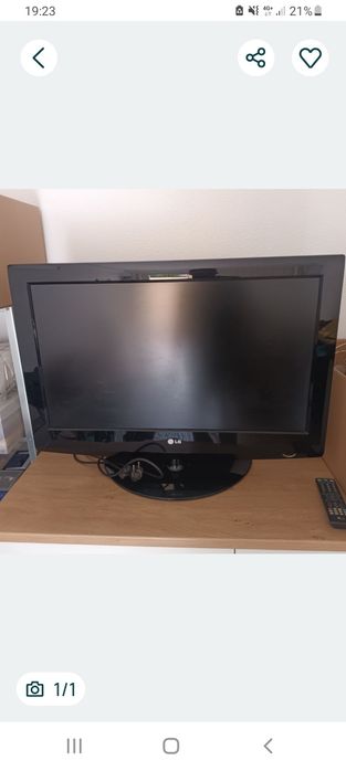 Tv LG com 80cm de diagonal
