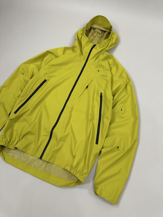 Чоловіча ультралегка куртка, вітровка Quechua MH500 Decathlon Gore-Tex нейлон розмір С