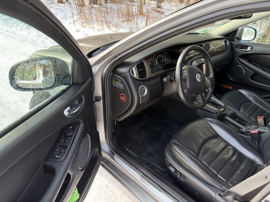 Jaguar X-Type 2,2 diesel automat (zamiana)