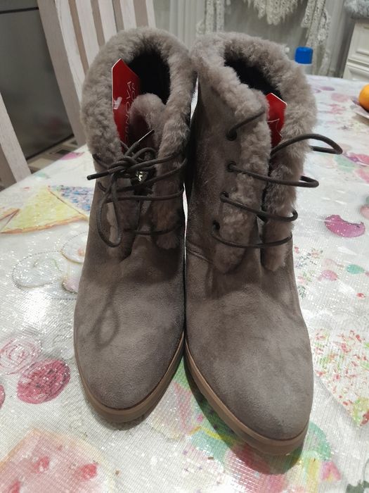 Черевички ботинки жіночі замш осінні Італія, 35 розмір