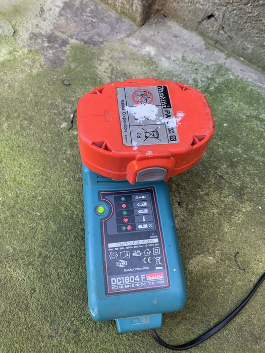 Зарядное Макита+акку 7,2-18v