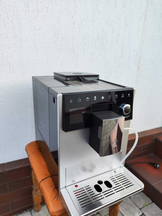 Кавомашина кофемашина Melitta Caffeo CI Touch F 63 0-101