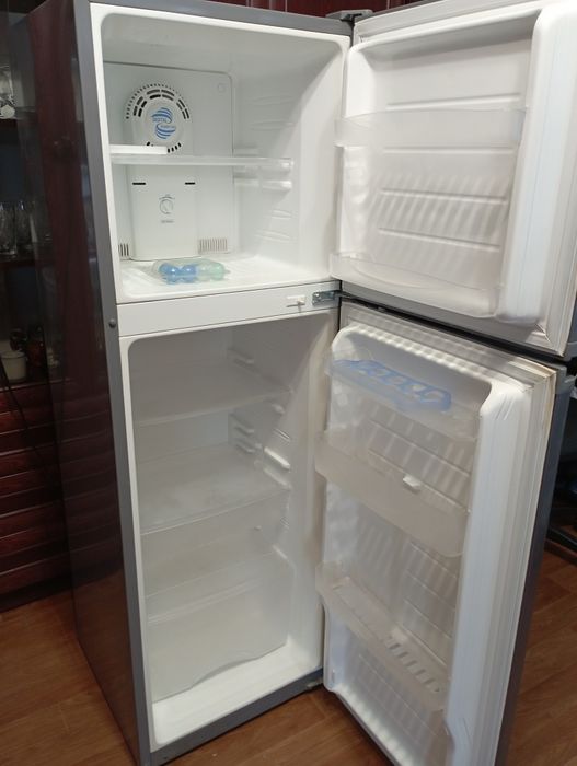 Продам холодильник б/у