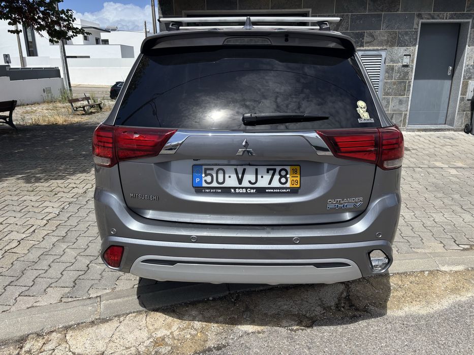 MITSUBISHI OutLander Plug-In 2018