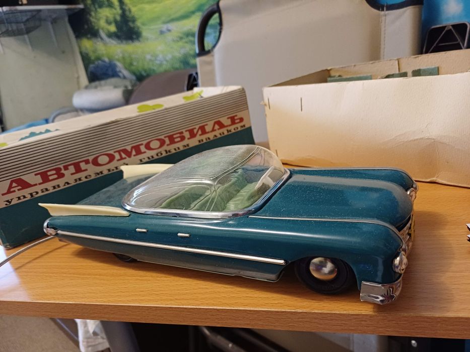 Ексклюзивна нова іграшка Cadillac Eldorado 1975-79