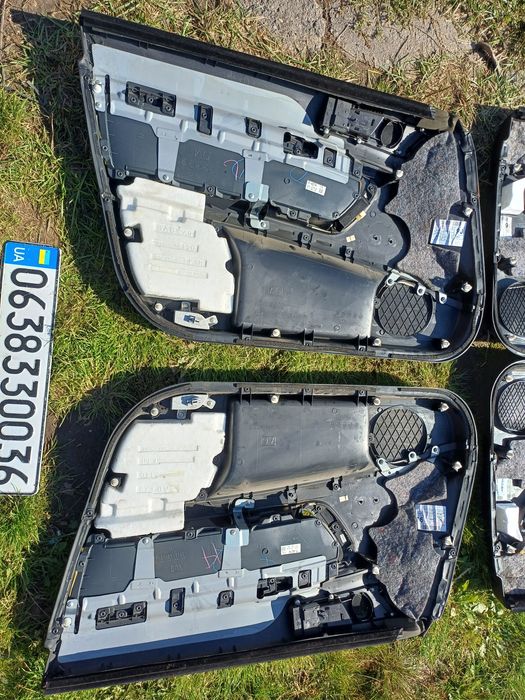 Subaru Legacy 4 03-09r рест дверні карти обшивки дверей