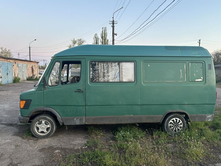 Мерседес бенс Т1