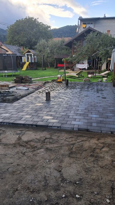 Укладання бруківки