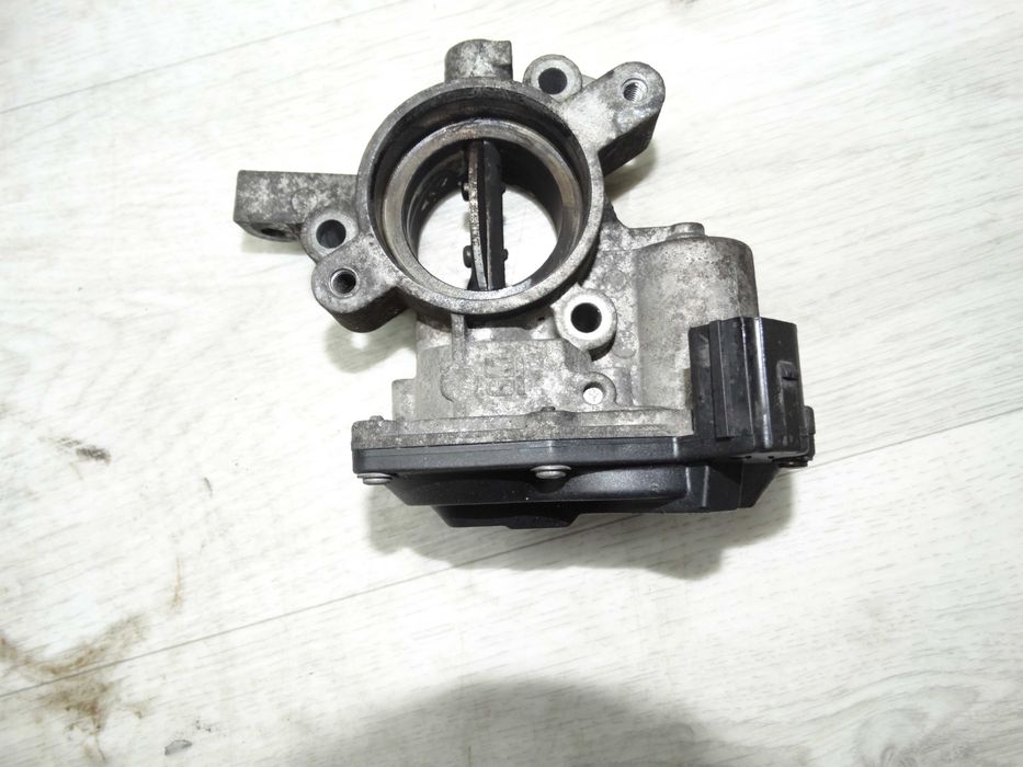 Дросельна заслінка AstraJ CorsaD Meriva 1.3CDTI A13DTE 08-15 55564247