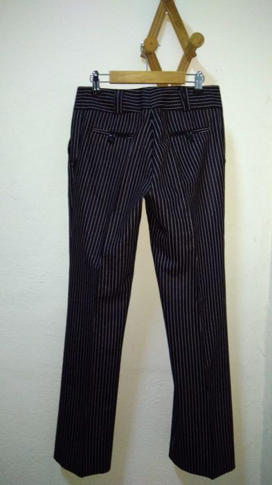 Calças clássicas, 36.