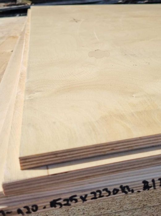 Sklejka gr. 15 mm lakierowana