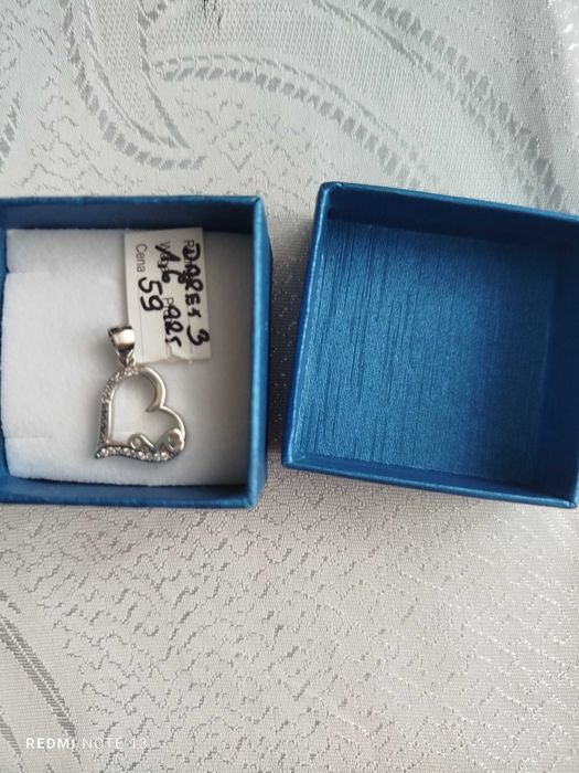 Srebrna zawieszka serce love Walentynki