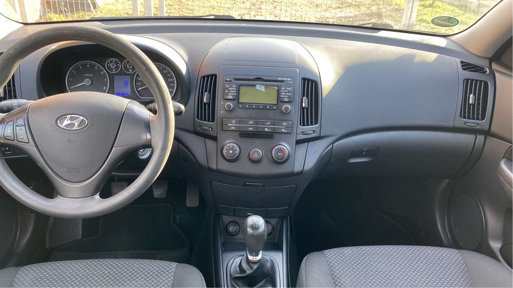 Hyundai i30 blue