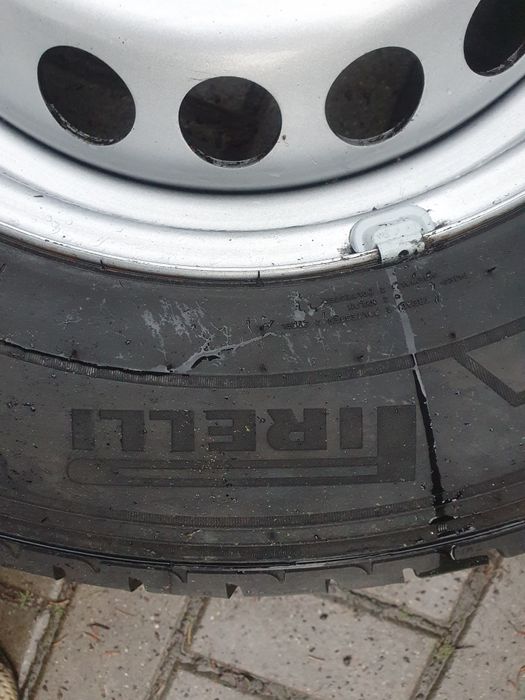 Felgi stalowe 16 Mercedes Sprinter Vw Crafter oryginał Pirelli opony
