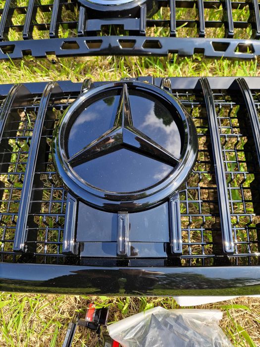 Решетка Mercedes-Benz ( GT Full Black ) SPRINTER W907 2017-2025 года