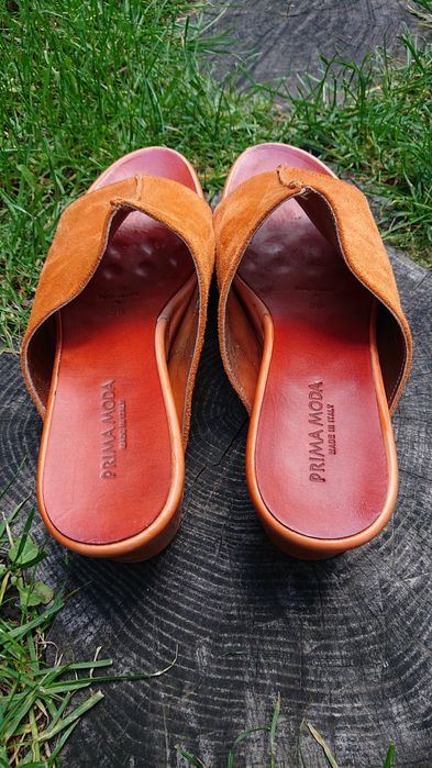 Prima Moda pomarańczowe zamszowe klapki koturny sandały sandałki.